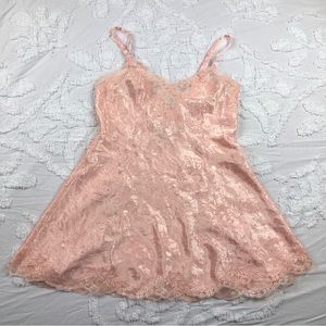 Vintage Victoria’s Secret Pink Peach Slip
